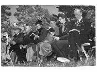 Carl Edelstam, Axel Hirsch, Göran Wahlström med fru, Estelle och Folke  Bernadotte vid invigningen av Vindalsö 1946